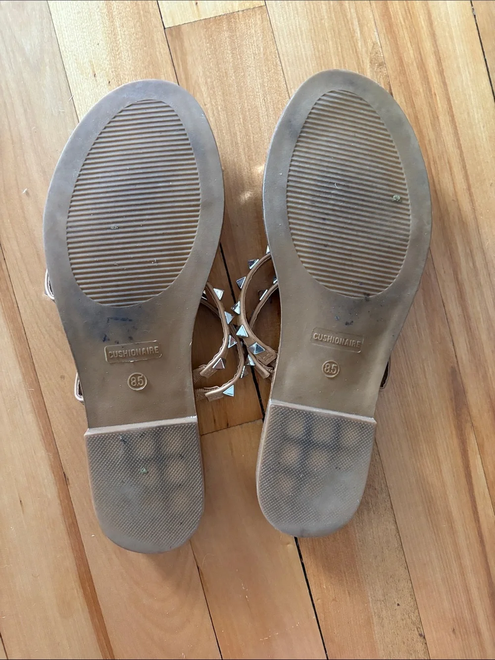 Cushionaire Studded Tan Slide Sandals - Strappy - Women's 8.5